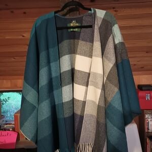 L.L. Bean Blue and Gray Plaid Poncho